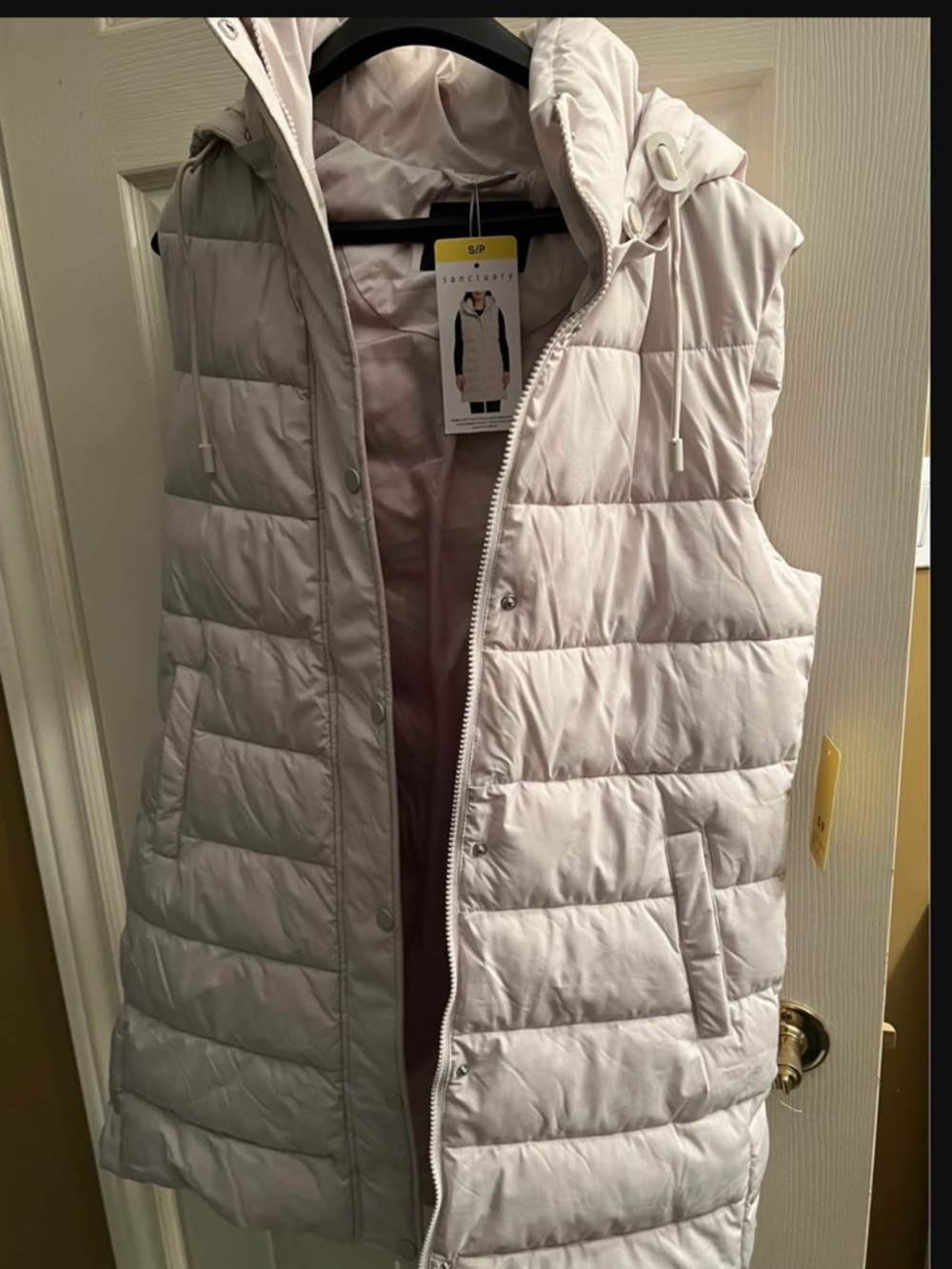 Sanctuary Light Beige Quilted Puffer Vest